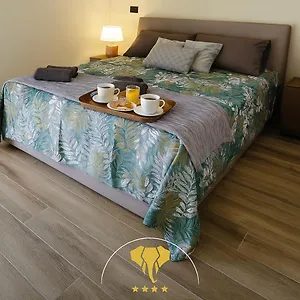 hotellátogatás